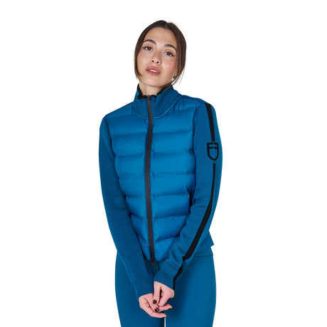 BLUE CORAL (19-4526)